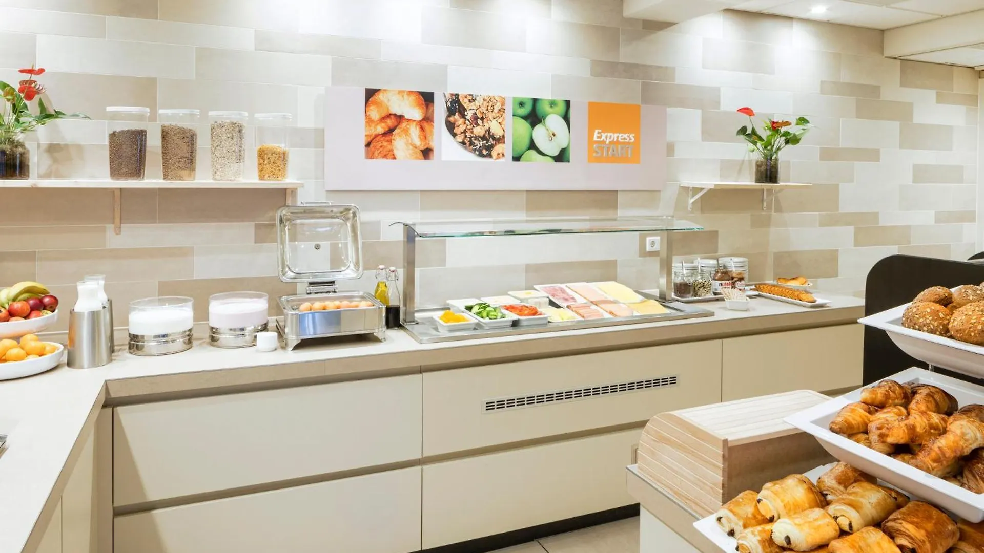 Holiday Inn Express Amsterdam - South By Ihg 3*,  Países Bajos