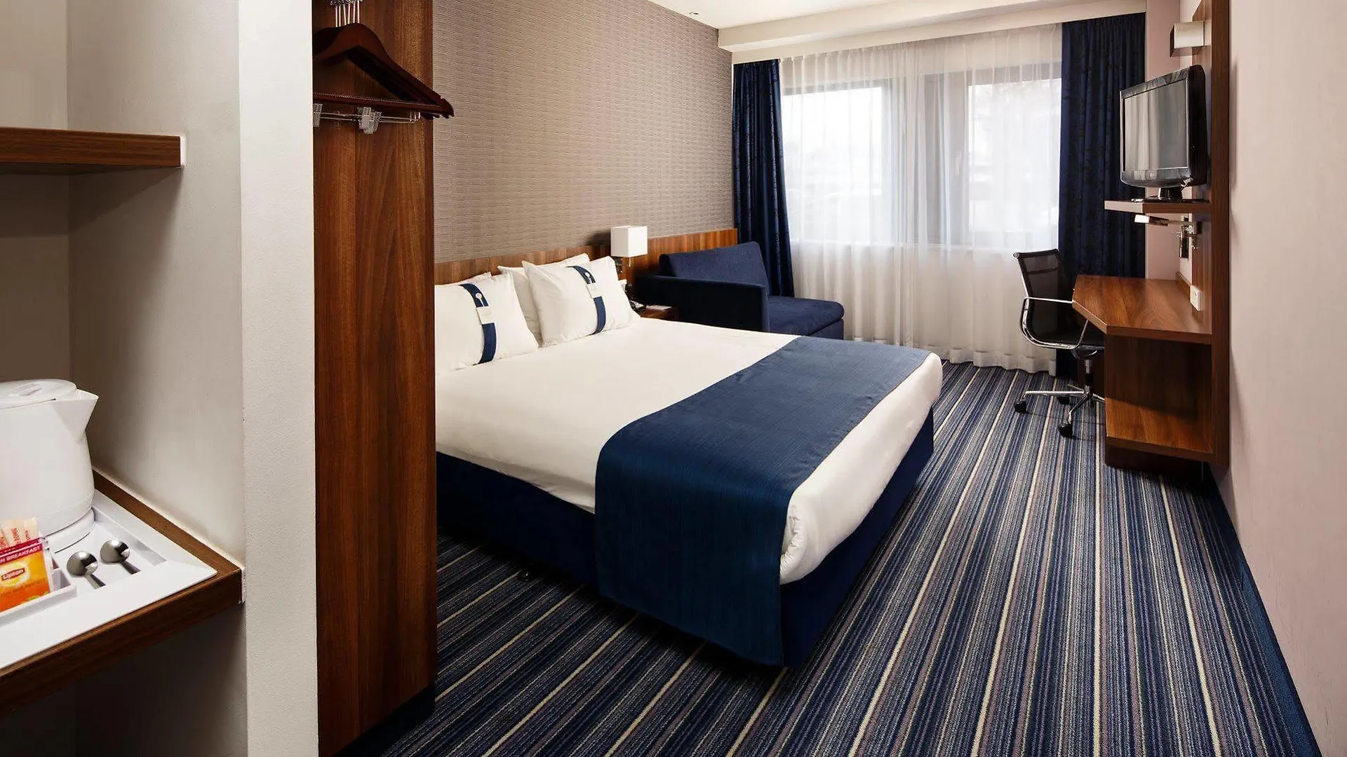Holiday Inn Express Amsterdam - South By Ihg