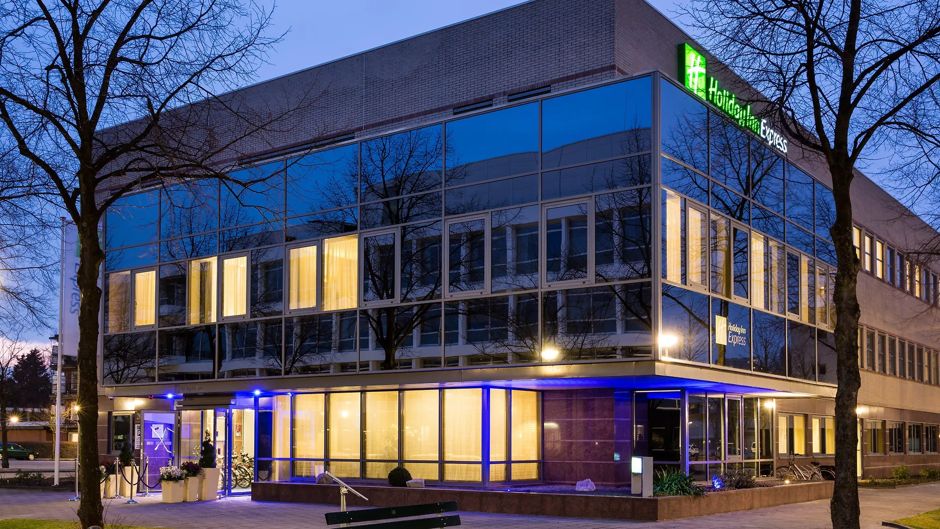 Holiday Inn Express Amsterdam - South By Ihg